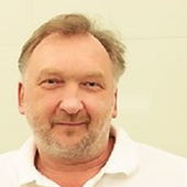 Бибнев Александр Евгеньевич, стоматолог-хирург