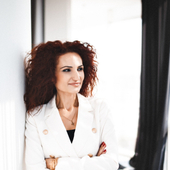 Стафилиду (Саввиди) Юлия Гомеровна, стоматолог-терапевт