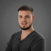 Будаев Дмитрий Викторович, стоматолог-терапевт