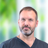 Константинов Андрей Игоревич, уролог