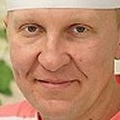 Валов Анатолий Геннадьевич, стоматолог-терапевт