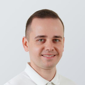 Чолакян Дмитрий Валерьевич, стоматолог-хирург