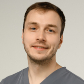 Голоднюк Артем Вячеславович, стоматолог-терапевт