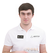 Тхакохов Ислам Мухаджирович, стоматолог-терапевт