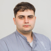 Смирнов Альберт Александрович, массажист