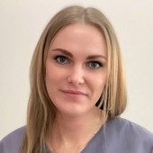 Конева (Гришечко) Алина Васильевна, стоматолог-терапевт