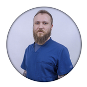 Маслёнин Максим Игоревич, невролог