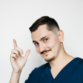 Нигматуллин Роман Ринатович, стоматолог-терапевт