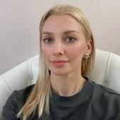 Ажикина Нонна Олеговна, врач-косметолог