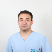 Саркисян Эдуард Александрович, стоматолог-хирург