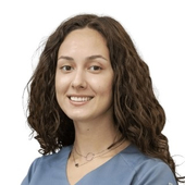 Внукова (Кусткова) Анастасия Алексеевна, стоматолог-терапевт