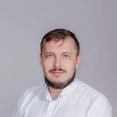 Догадаев Алексей Валерьевич, стоматолог-хирург