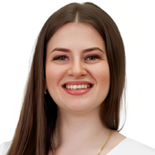 Грекова Яна Юрьевна, стоматолог-терапевт