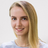 Резвова Екатерина Андреевна, пародонтолог