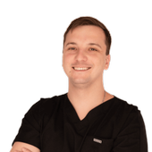 Красильников Владислав Васильевич, стоматолог-ортопед