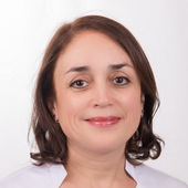 Солодовникова Елена Анатольевна, стоматолог-терапевт