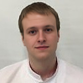 Оловянников Артём Витальевич, стоматолог-терапевт