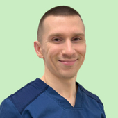 Давыдов Денис Алексеевич, имплантолог