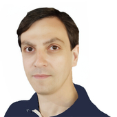 Маркарян Жан Романович, стоматолог-хирург