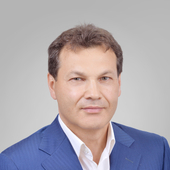 Сабиров Азат Наилович, стоматолог-терапевт