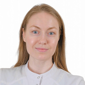 Козлова Алина Сергеевна, офтальмолог-хирург