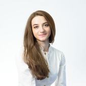 Молова Альбина Заурбиевна, стоматолог-хирург