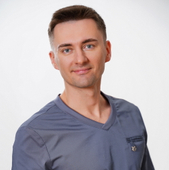 Яков Андрей Юрьевич, стоматолог-хирург
