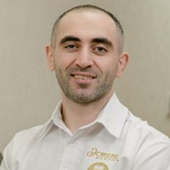 Гаджиев Руслан Гаджиевич, стоматолог-терапевт