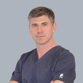 Лобанов Антон Сергеевич, стоматолог-хирург