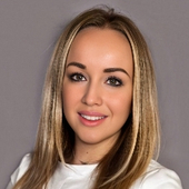 Юрчук Анна Сергеевна, врач-косметолог