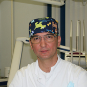 Усманов Тимур Алмасович, стоматолог-хирург