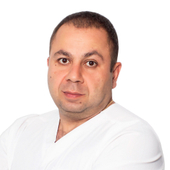 Аванесов Тигран Валерьевич, имплантолог