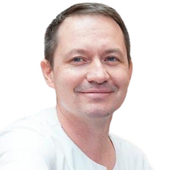 Азанов Артемий Леонидович, стоматолог-терапевт