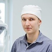 Коробов Евгений Сергеевич, стоматолог-хирург