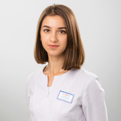 Черняева (Кожевникова) Елена Александровна, стоматолог-терапевт