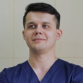 Дербенцов Антон Сергеевич, стоматолог-терапевт
