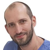 Скребков Артем Игоревич, офтальмолог