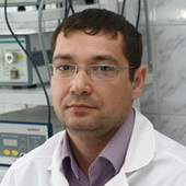 Атласов Дамир Гайсович, нейрохирург