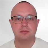 Пантелеев Денис Евгеньевич, стоматолог-хирург