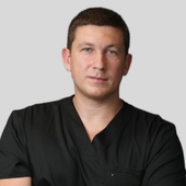 Рахманчук Дмитрий Геннадьевич, стоматолог-хирург