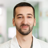 Гаджаров Амиран Усмонович, стоматолог-ортопед