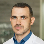 Дмитриев Руслан Михайлович, травматолог