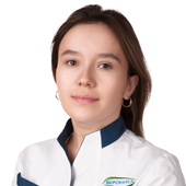 Стряпчева Регина Михайловна, стоматолог-терапевт