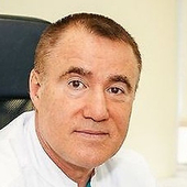 Сулейманов Наиль Явдатович, пластический хирург