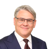 Мустафин Ильдус Рафисович, нейрохирург