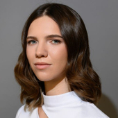 Снимщикова Арина Андреевна, стоматолог-терапевт