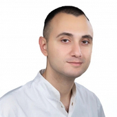 Малания Джони Джемалович, стоматолог-терапевт