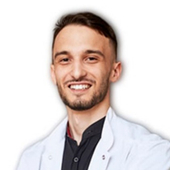 Магомедов Ибрагим Рашидович, стоматолог-терапевт