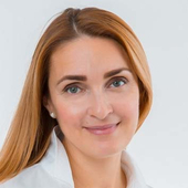 Орешникова Марина Валерьевна, стоматолог-терапевт