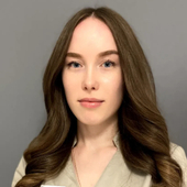 Торопыгина Олеся Андреевна, стоматолог-терапевт